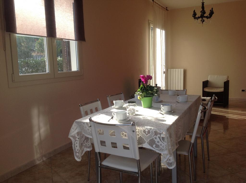 Agriturismo Da Lui Bordighera Bilik gambar